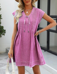 Women's V-neck Pleated Denim Dress with Pockets