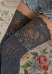Mesh Lace Thigh-High Crimping Socks