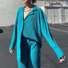 Causal Set Loose Button-Down Shirt and Pleated Wide Leg Pants
