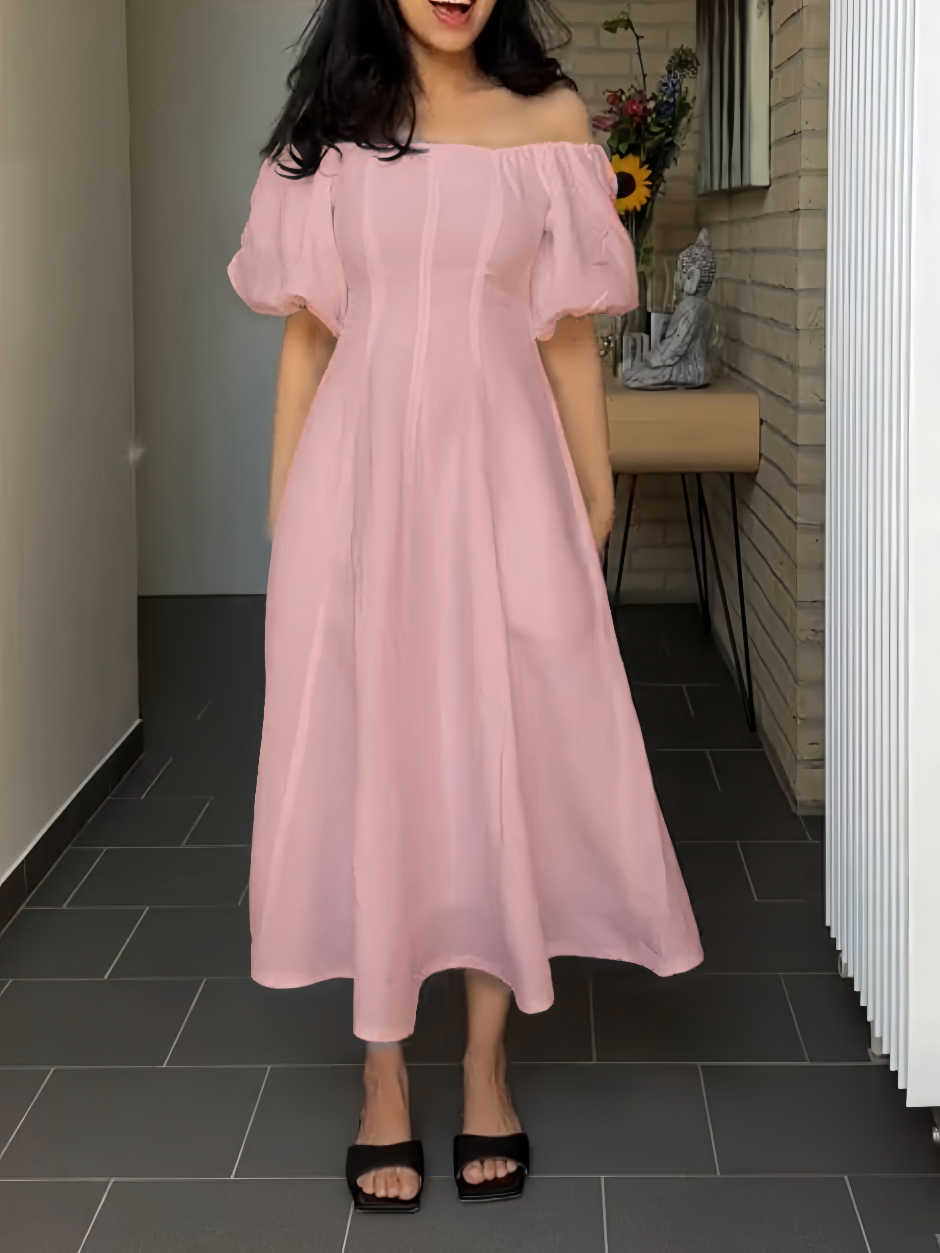 Fluttering Strapless Puffy Sleeve Dress