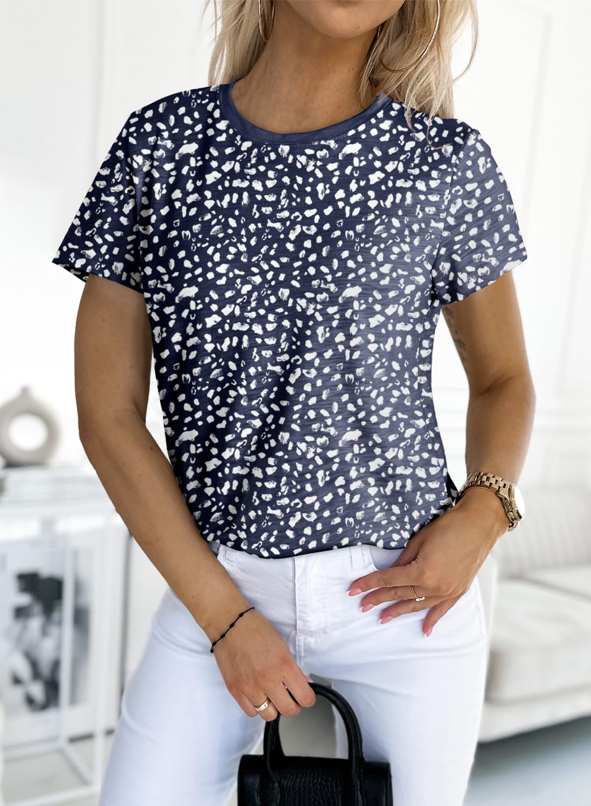 Women's Cheetah Print Crew Neck Short Sleeve T Shirt