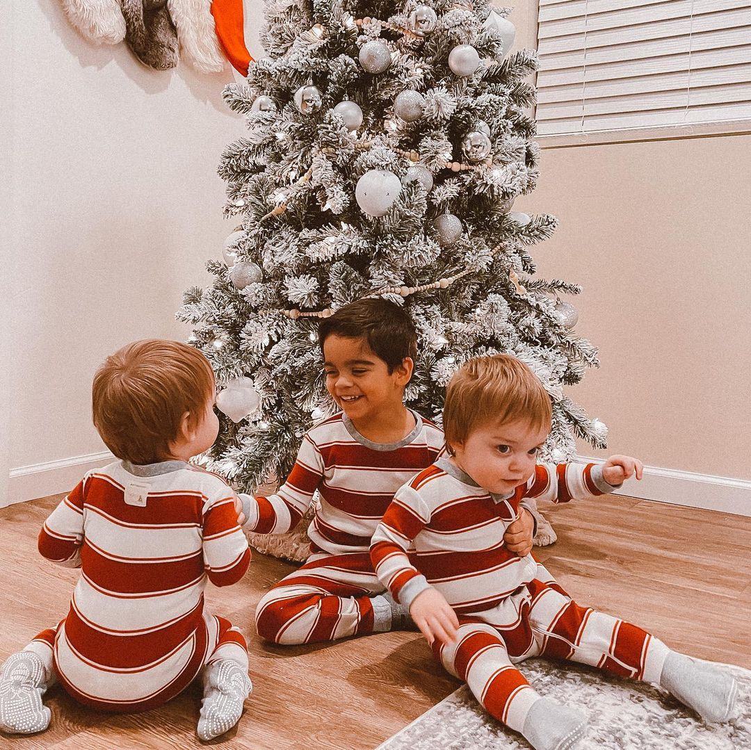 Red Stripe Family Pajamas 2-piece Set