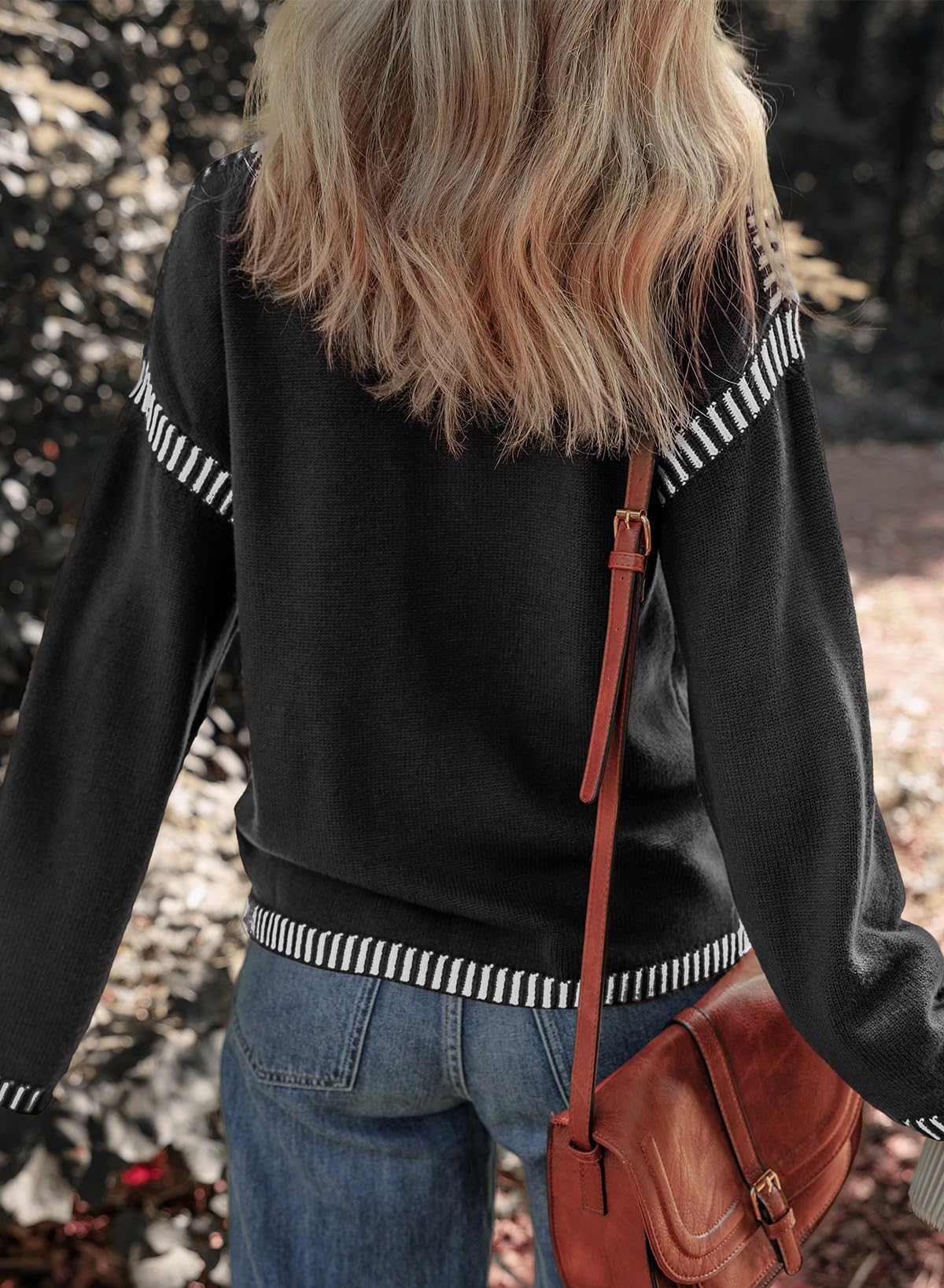 Women's Contrast Cable Knit Pullover Sweater