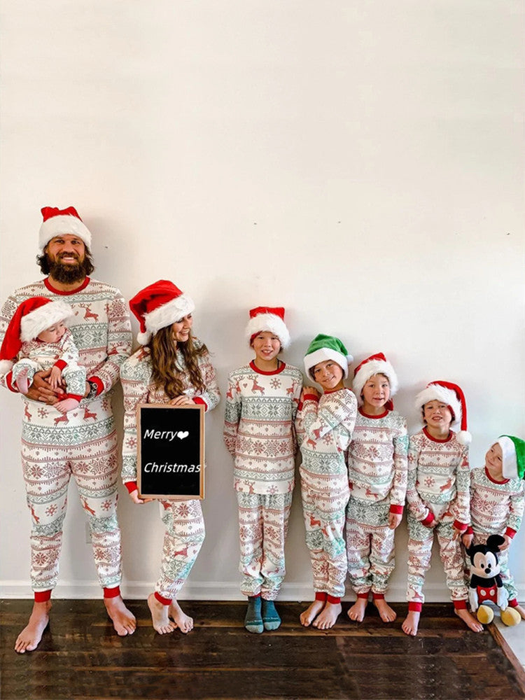 Long Sleeve Elk Family Pajamas 2-piece Set (No Hat)