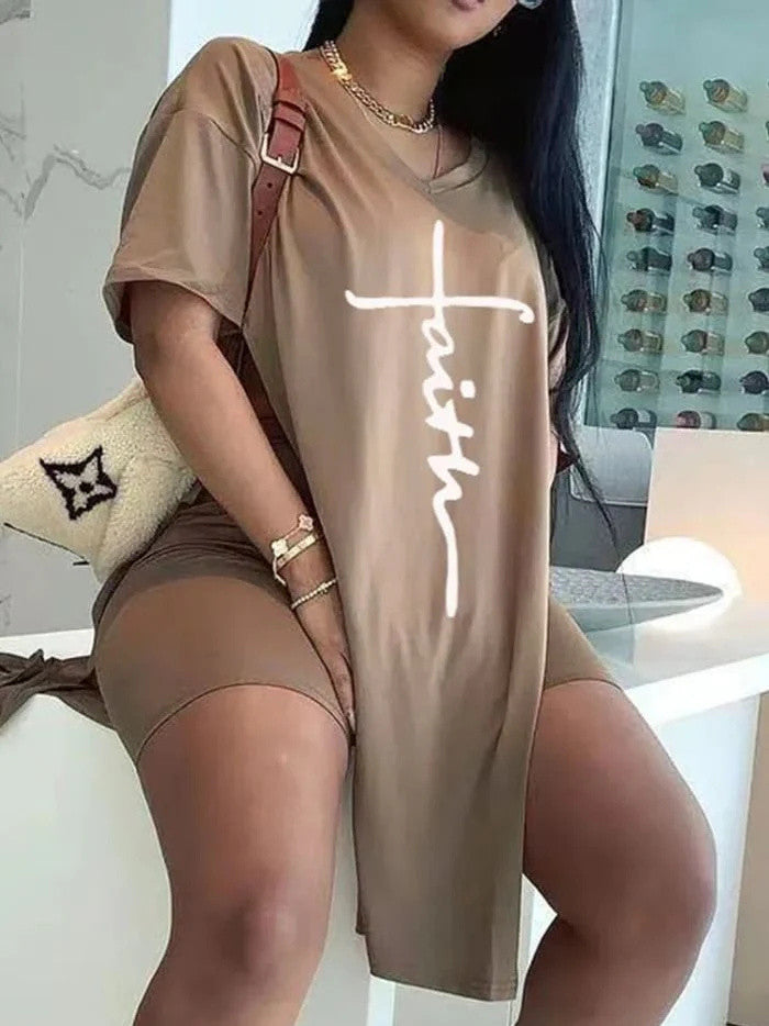 Letter Print Split Side V Neck T-Shirt & Shorts Two Piece Set