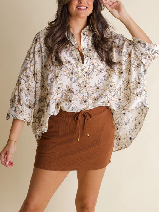 Women's Long Sleeve Textured Bloom Button Up Top
