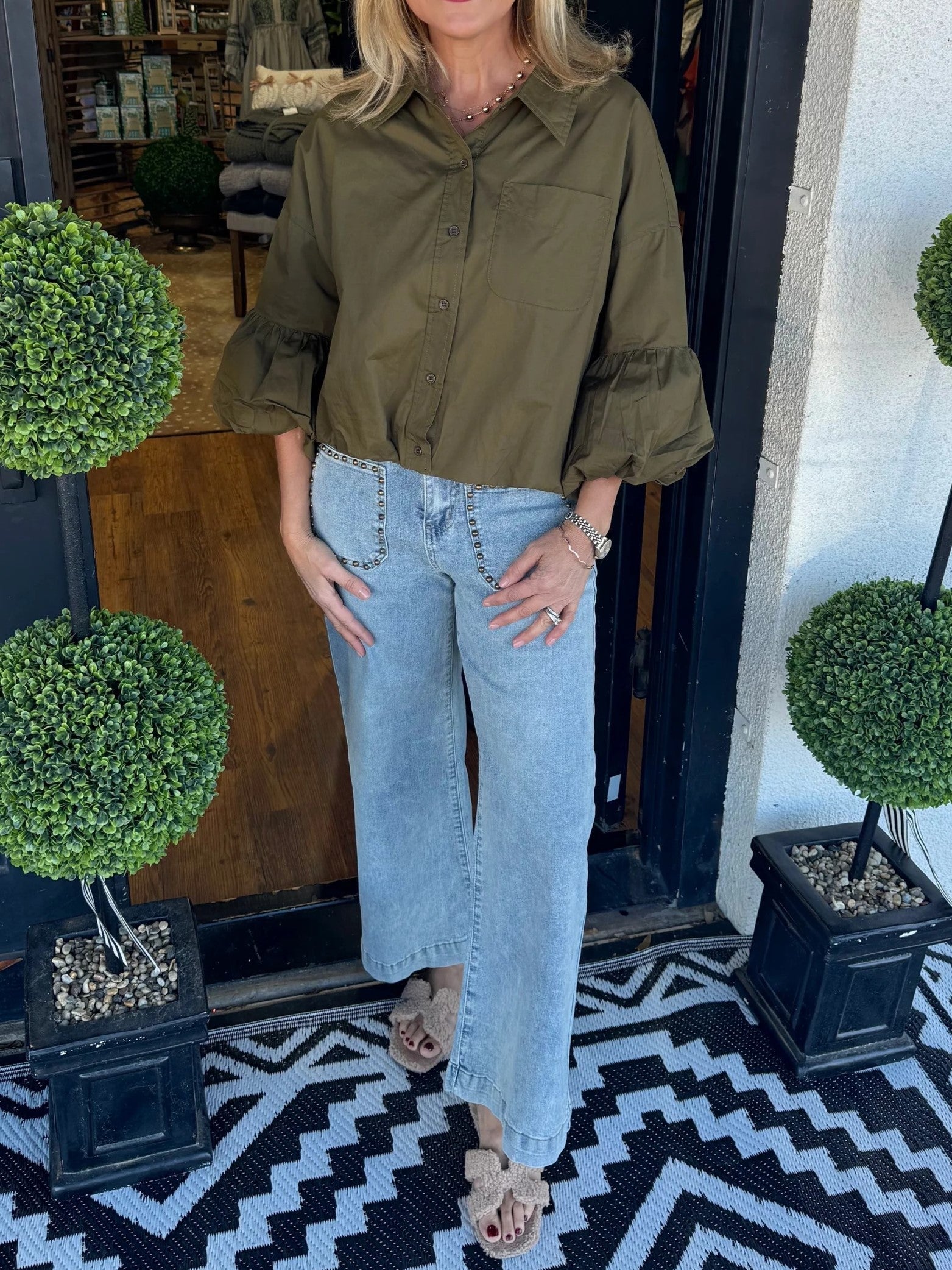 Women's Oversized Puff-Sleeve Shirt