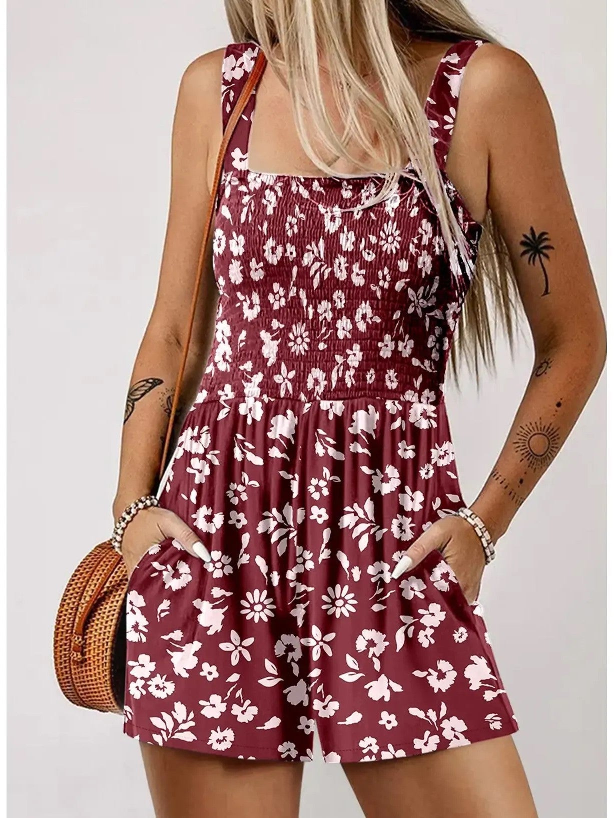 Women's Sleeveless Loose Floral Print Romper with Pockets